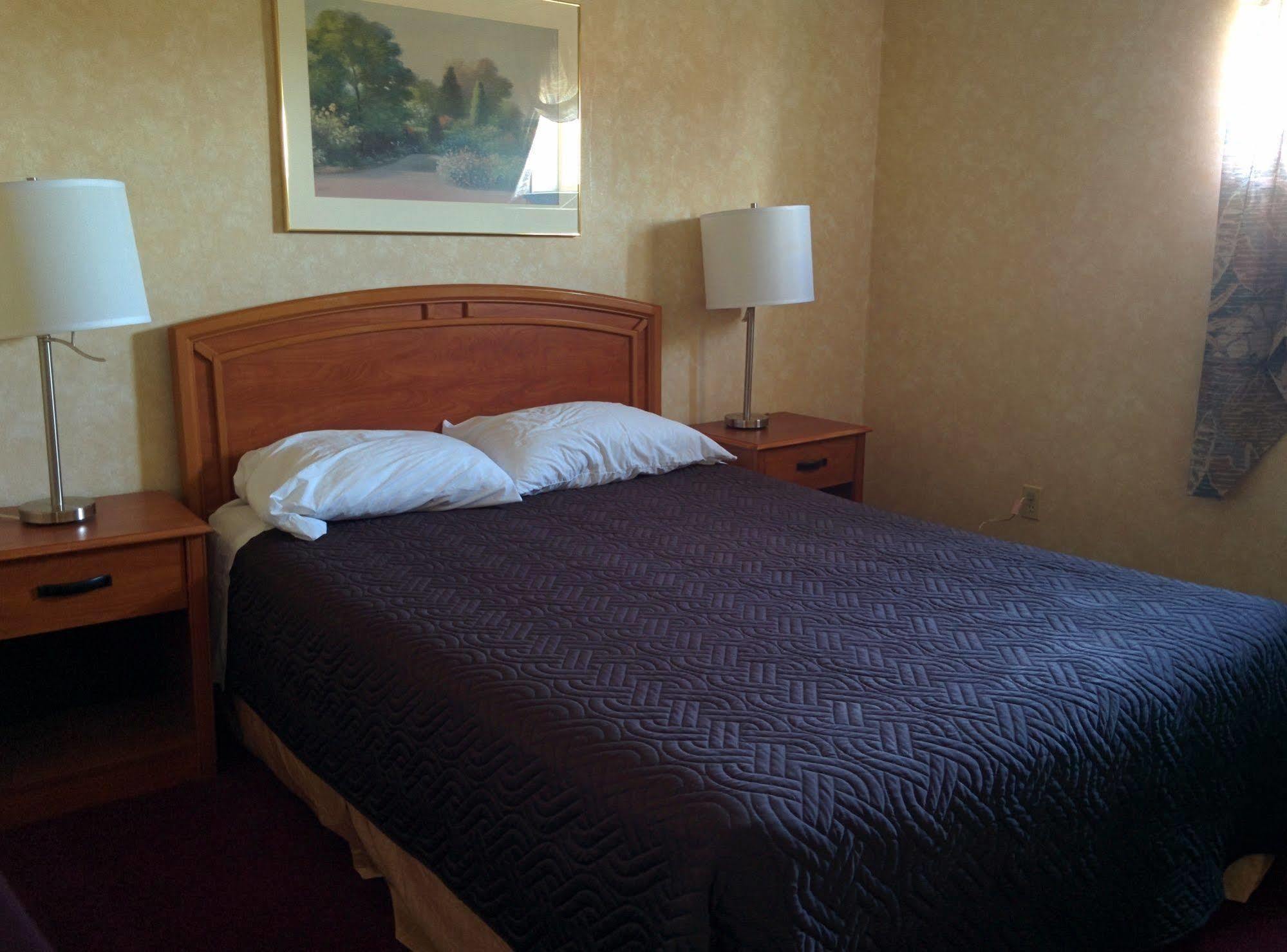Royal Inn And Suites At Guelph Zewnętrze zdjęcie